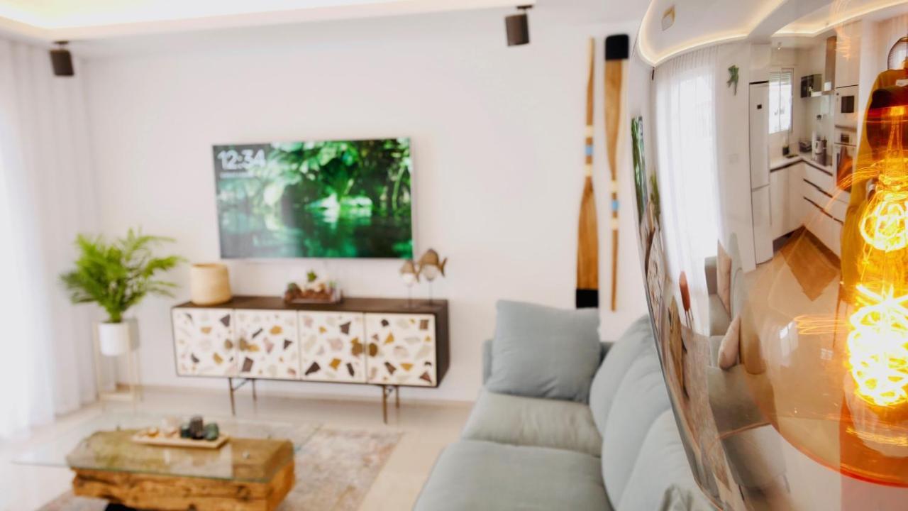 Fortuna Penthouse With Roof Terrace, Ac And Pool * Rojales